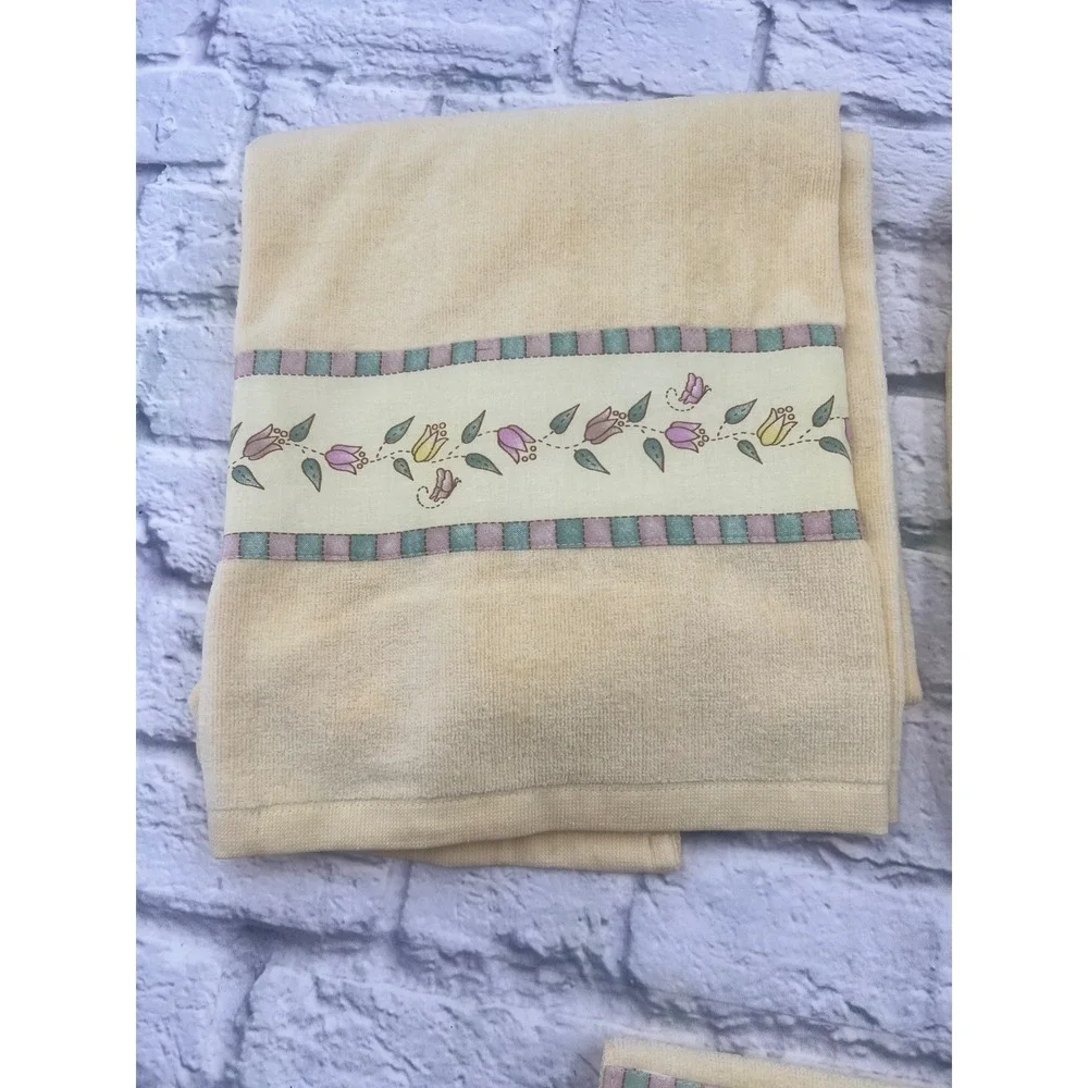 Collections Etc Yellow Floral Tulip 3 Piece Bath Towel Set Decorative Cotton